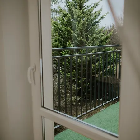 Апартаменты Dwupoziomowy Butikowy Zmigrodzka, Free Parking, Self Check-in *