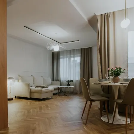 Апартаменты Dwupoziomowy Butikowy Zmigrodzka, Free Parking, Self Check-in *