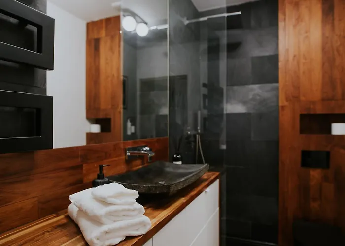 Appartement Dwupoziomowy Butikowy żmigrodzka, Free Parking, Self Check-in *