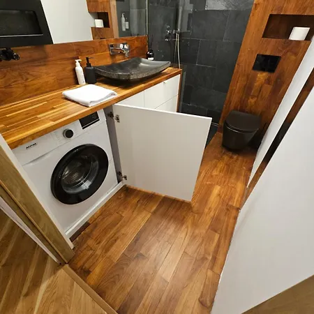 Dwupoziomowy Butikowy Zmigrodzka, Free Parking, Self Check-in Poznan