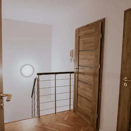 Dwupoziomowy Butikowy Zmigrodzka, Free Parking, Self Check-in Poznan