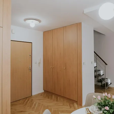 Dwupoziomowy Butikowy Zmigrodzka, Free Parking, Self Check-in Daire Poznan