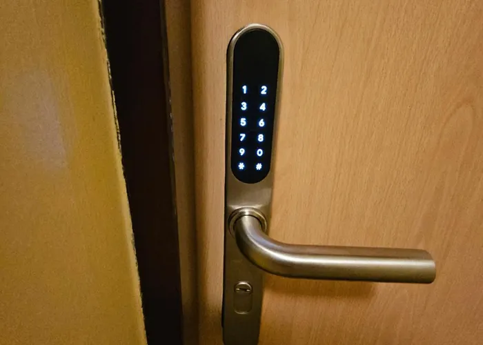 Dwupoziomowy Butikowy Zmigrodzka, Free Parking, Self Check-in דירה פוזנן